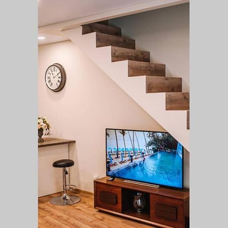 Spacious Kreves Apartment By Polo Apartments Kaunas Exterior photo